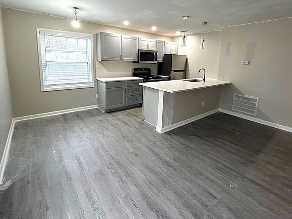 2nd image of 102 N State St APT 205