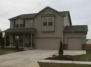 307 N Blue Spruce Dr, Pendleton, IN 46064