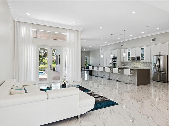3rd image of 9523 NW 67th Place