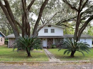 1921 SW 49th Pl, Gainesville, FL 32608