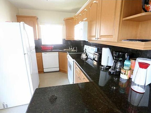 5th image of 11900 N Bayshore Dr APT 7