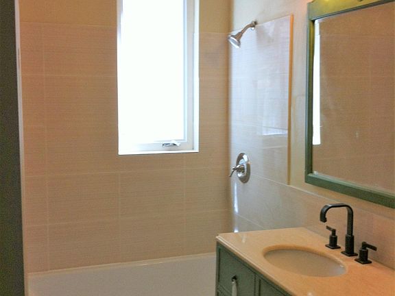 5th image of 3503 W Dickens Ave APT 1