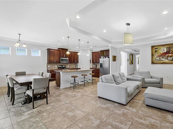 5th image of 16188 Aberdeen AVE