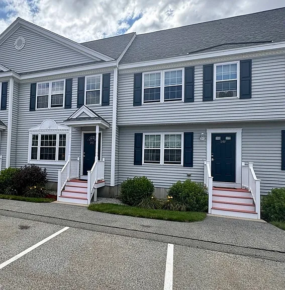 14 Merrimac Way #E — Photo 2
