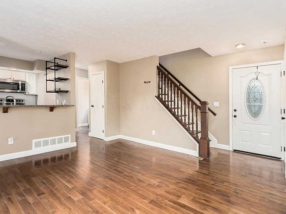 4th image of 872 Fortunegate Dr