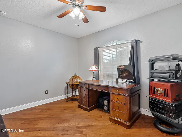78 Wayfare Ln — Photo 6