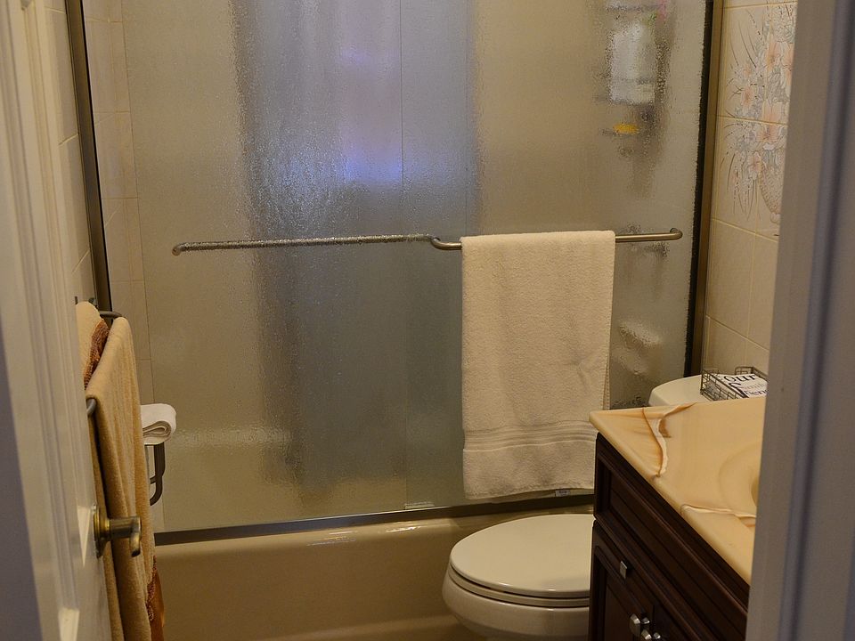 1st image of 15938 83rd St