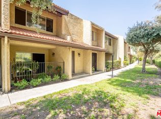 9717 Via Roma, Burbank, CA 91504