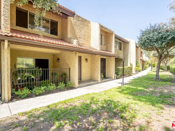 9717 Via Roma, Burbank, CA 91504