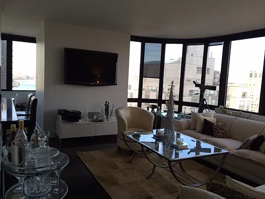 Rented by Nest Seekers International | media 22