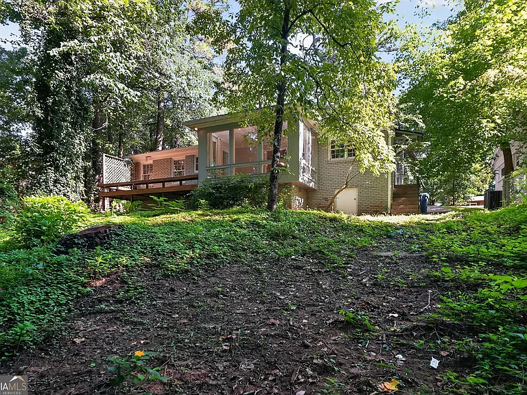 807 Cardova Dr NE — Photo 25
