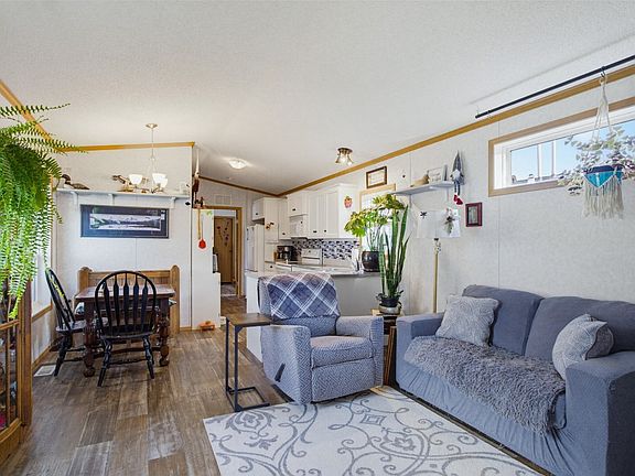 4th image of 235 Aylmer Rd #12