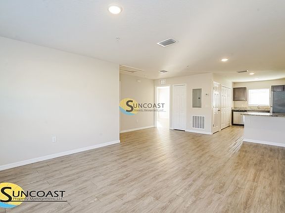 4th image of 60 Walnut Rd #2