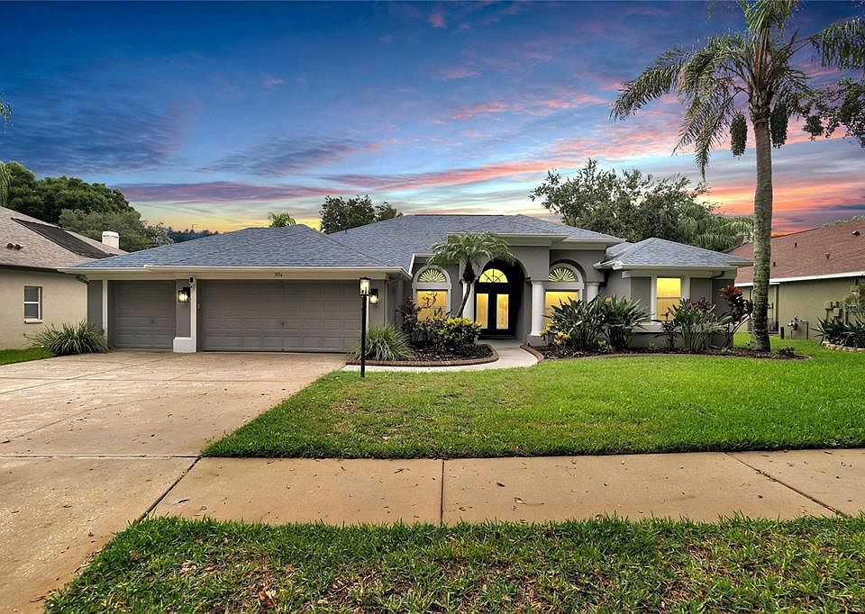 1st image of 3934 Valrico Grove Dr