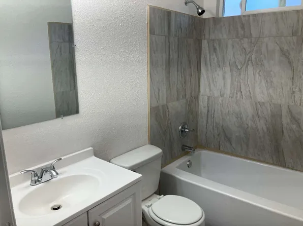 412 N St, Merced, CA 95341