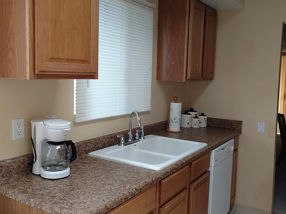 4th image of 270 N Calle Del Lago