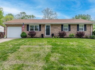 908 Brookside Ave, Lebanon, OH 45036