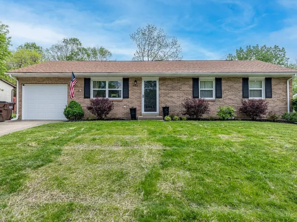 908 Brookside Ave, Lebanon, OH 45036