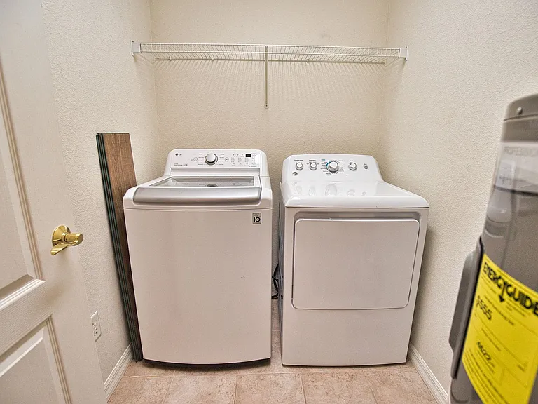 150 L Pavia Blvd #32 — Photo 29