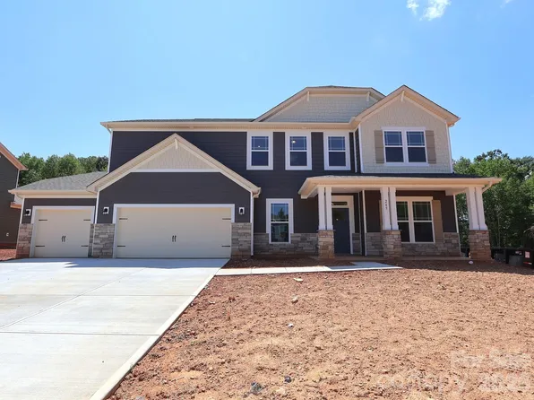 249 Amber Glen Dr, Locust, NC 28097