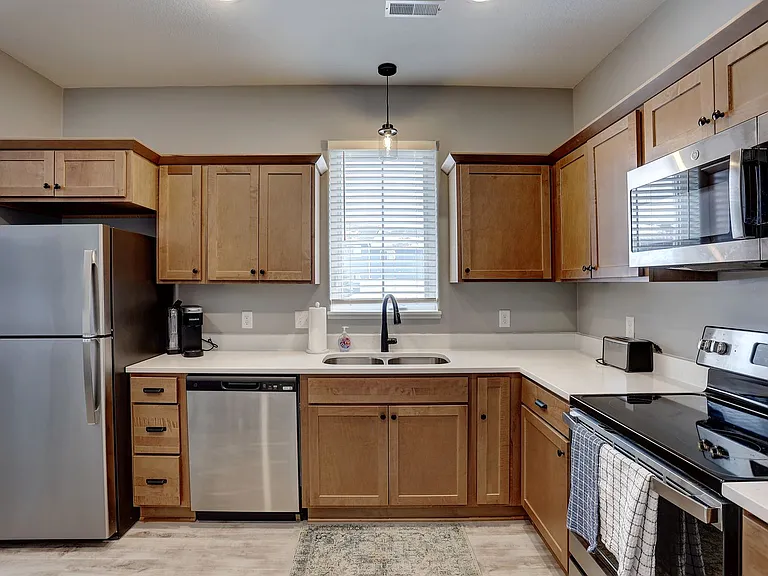 109 Willow Cascades Trl — Photo 2
