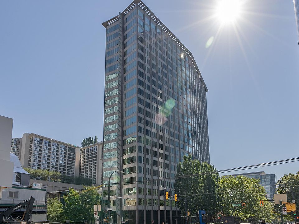 1st image of 989 Nelson St #902