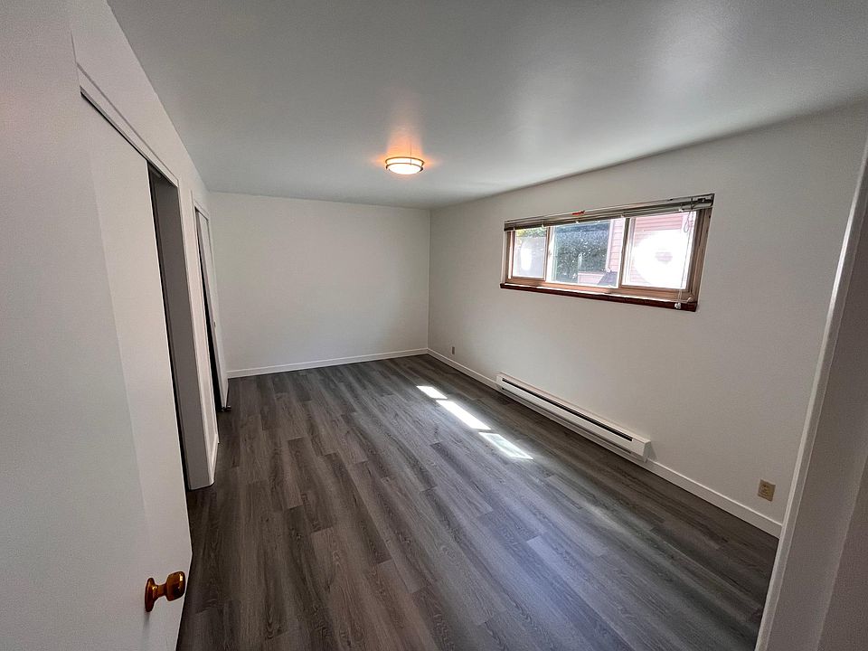 1st image of 6527 24th Ave NW APT 1
