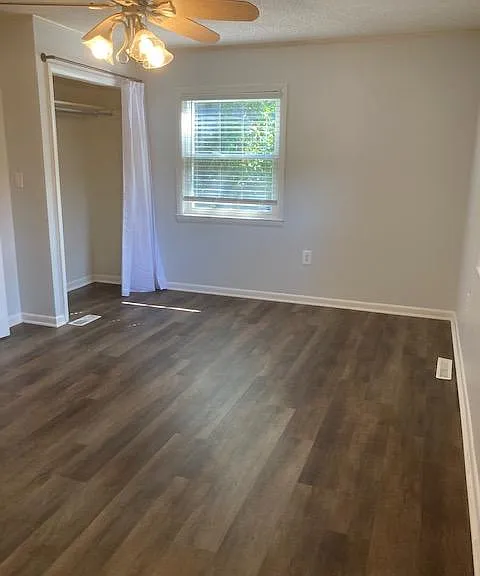 811 Minnie St — Photo 33