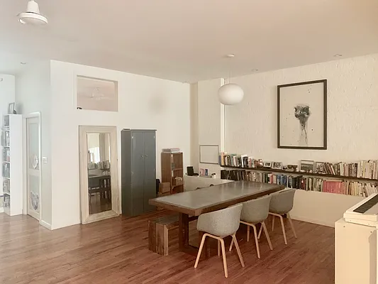 Rented by A P Realty Group NY LTD | media 47