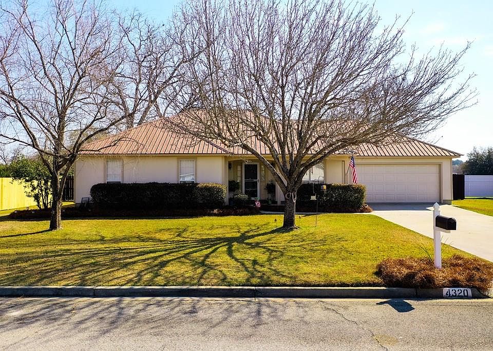 1st image of 4320 Lynn Ross Dr