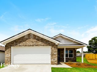 120 Castlebar Cir, Tuscaloosa, AL 35405