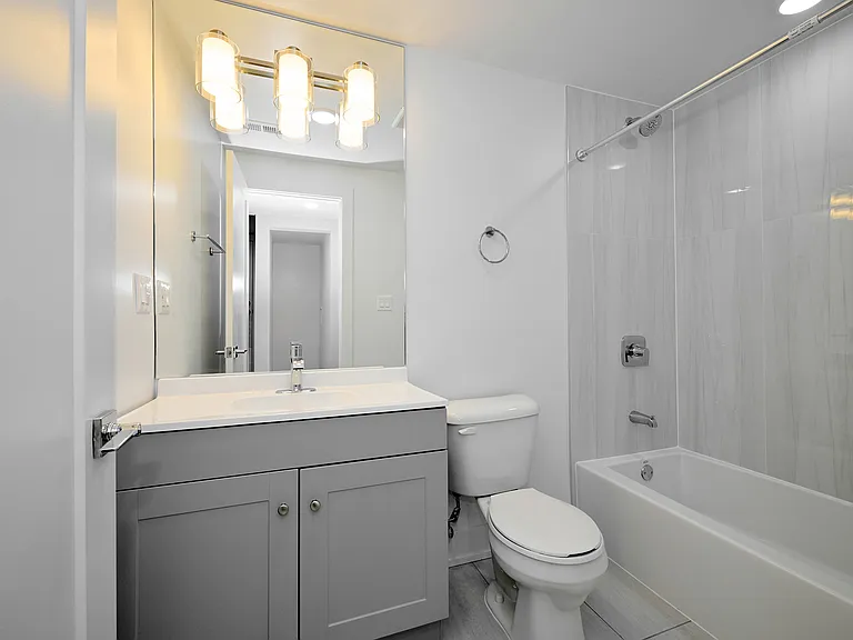 2876 W 21st Pl #1 — Photo 11