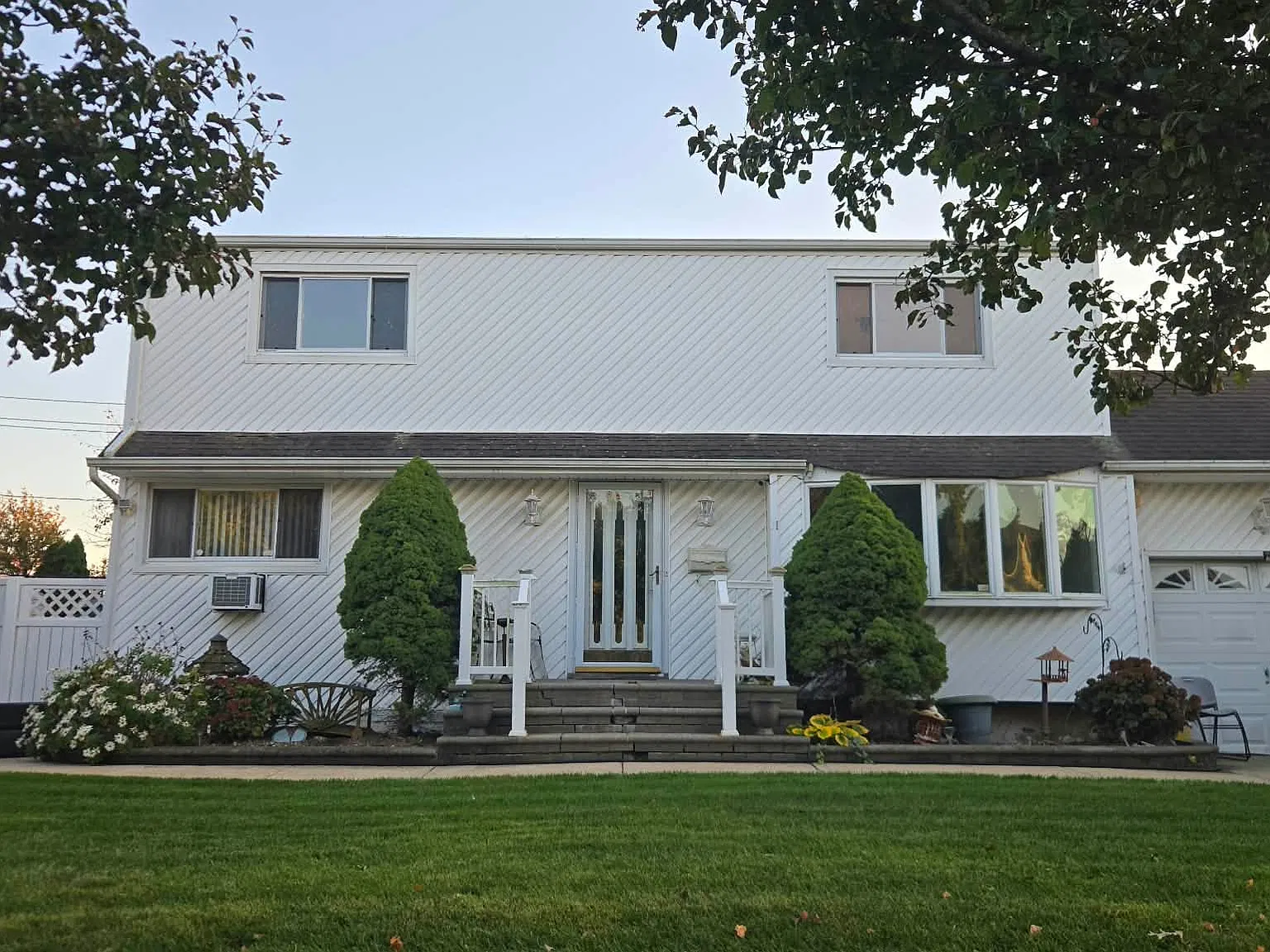 3 bed, 1000 sqft, $3,500 — Photo 1