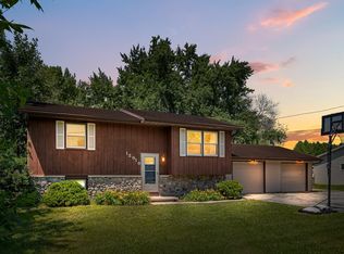 12919 Velp Ave, Green Bay, WI 54313