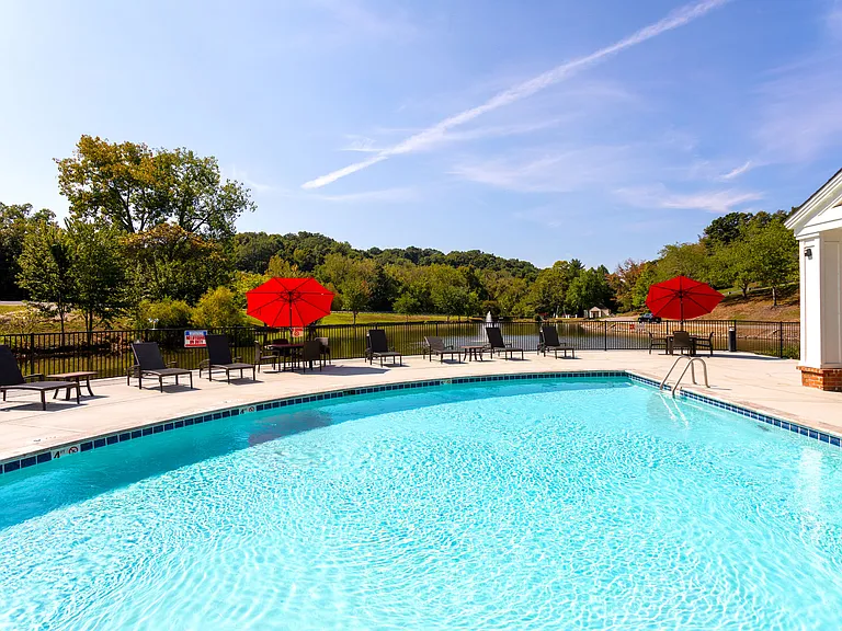 Hillmeade Apartment Homes — Photo 10