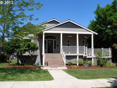605 B Ave, La Grande, OR, 97850