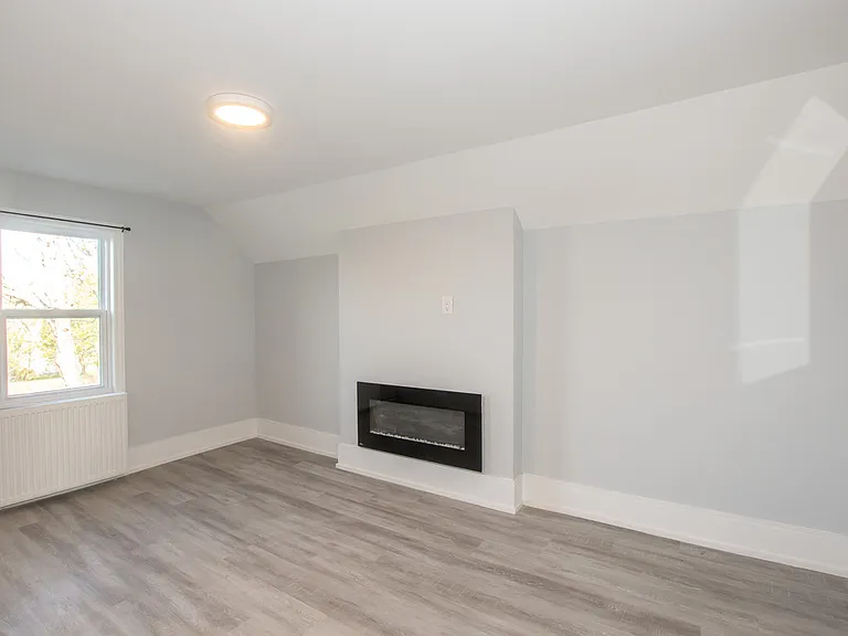 20 Patsy Ave #2 — Photo 2