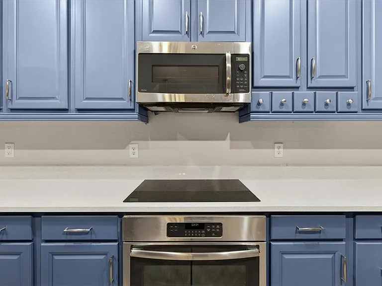 1389 Heritage Landings Dr — Photo 28