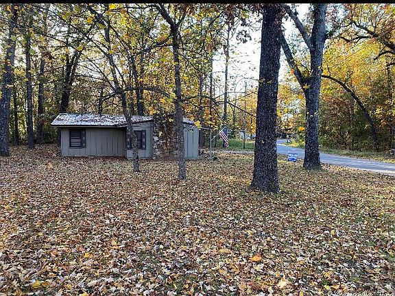 4th image of 144 Hiawatha Dr