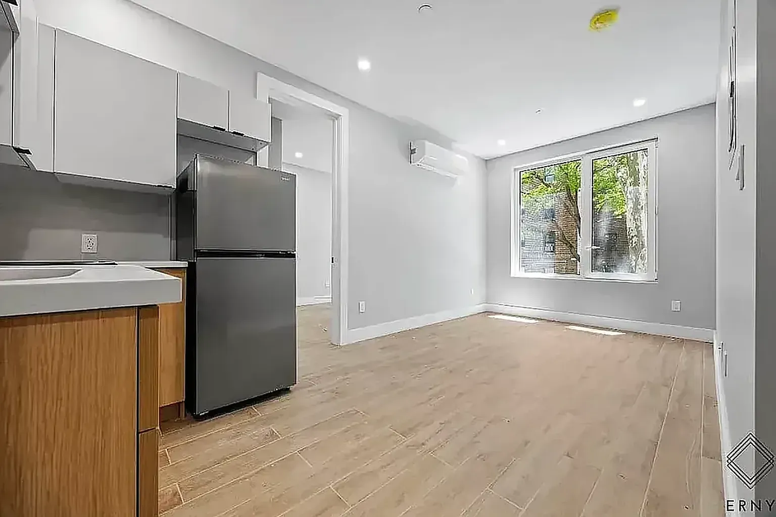 809 Midwood Street — Photo 2