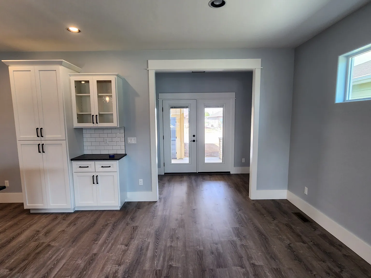3 bed, 1659 sqft, $2,850 — Photo 4