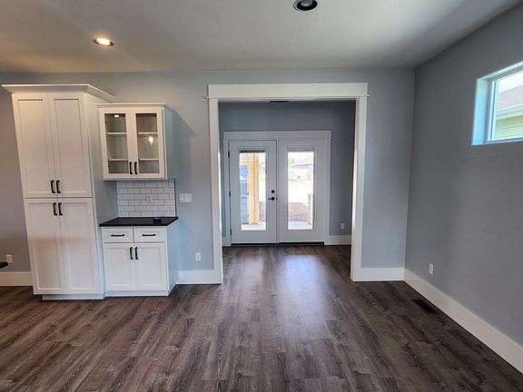 4th image of 2035 Tanager St