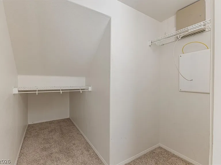 11204 Robin Park Ave — Photo 14