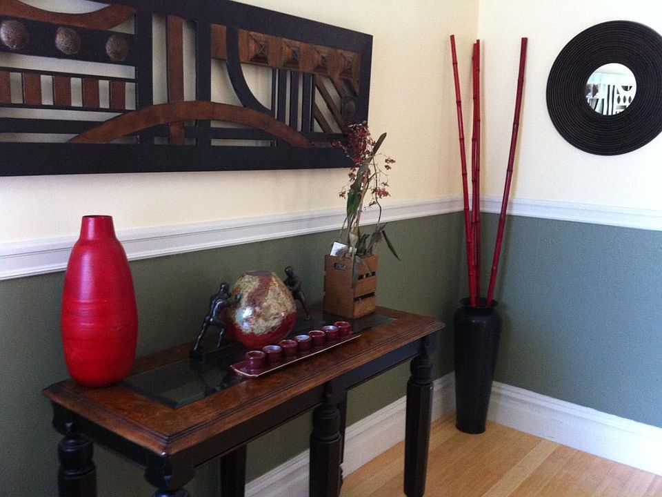 Foyer (will be unfurnished)