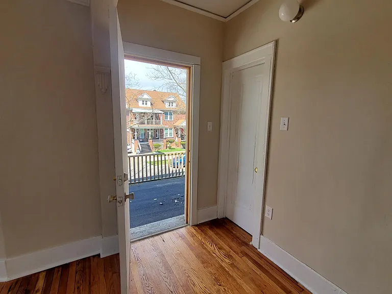 3345 Hogarth Ave #2 — Photo 13