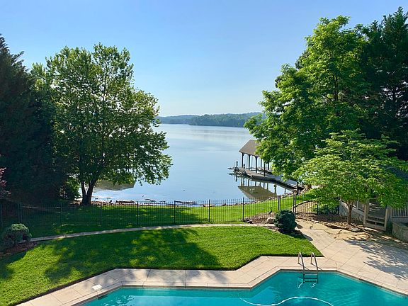2nd image of 10207 Thimble Fields Dr