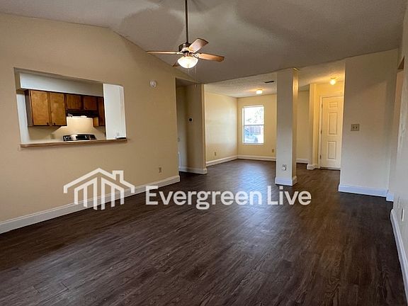 3rd image of 103 Willow Gardens Ct