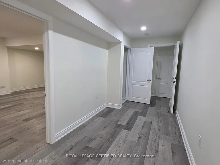 4 Adastra Pl #BASEMENT — Photo 11