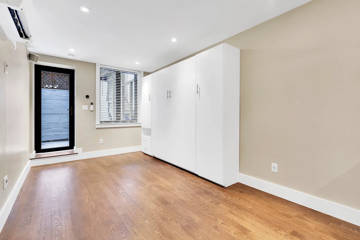404 East 88th Street — Photo 2