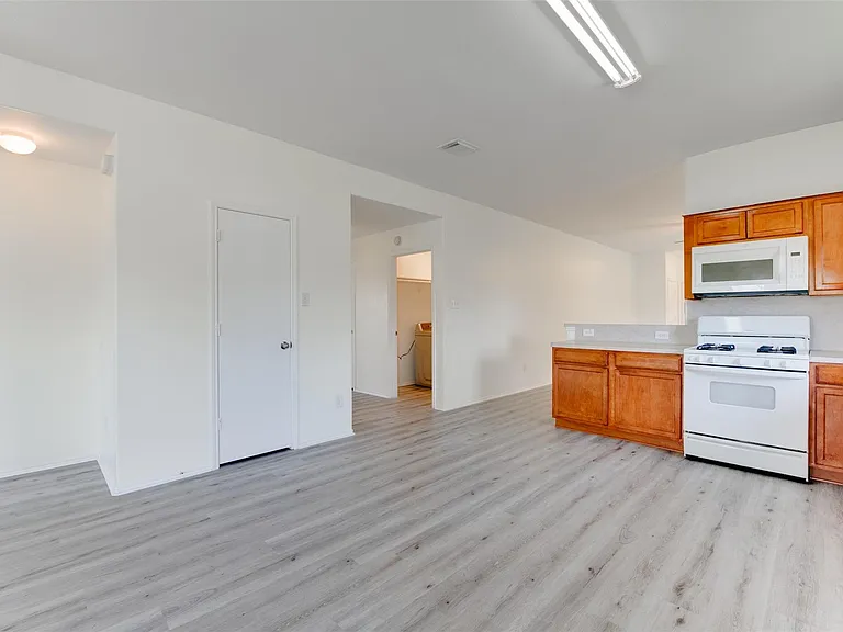 5918 Laramie River Ct — Photo 12